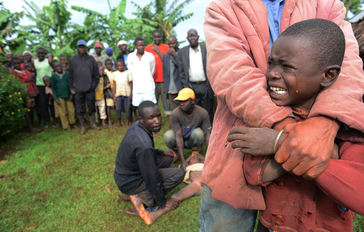 Circoncision de jeunes garçons au Kenya